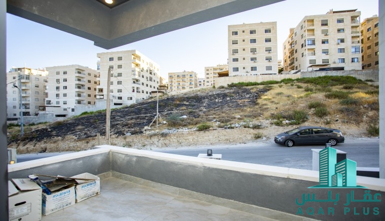 شقة 115م مع حديقة عمان