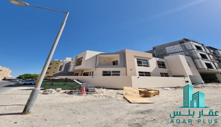 للبيع فيلا جديد في توبلي 