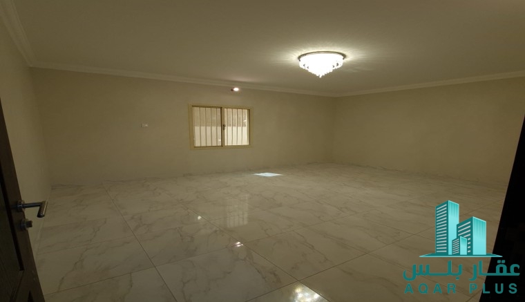 للبيع شقة سكنية في خليج توبلي 