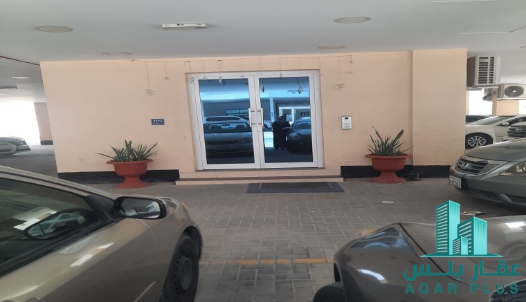 للبيع شقة موقعها ممتاز في الحد