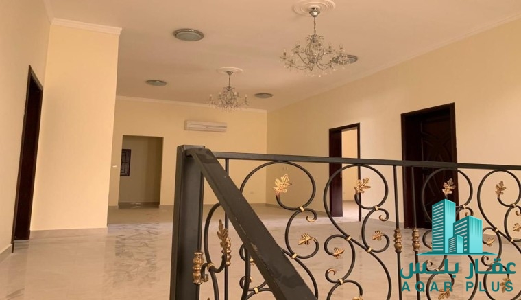 للبيع فيلا بمنطقة عراد 