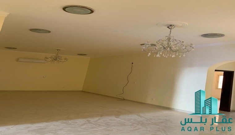 للبيع فيلا بمنطقة عراد 