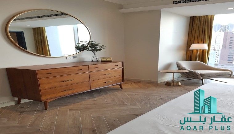 للإيجار شقة فاخرة في برج السيف