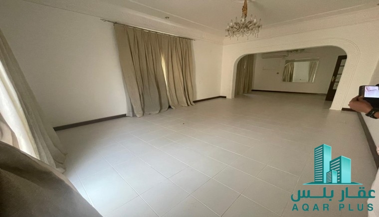 للايجار فيلا في الرفاع