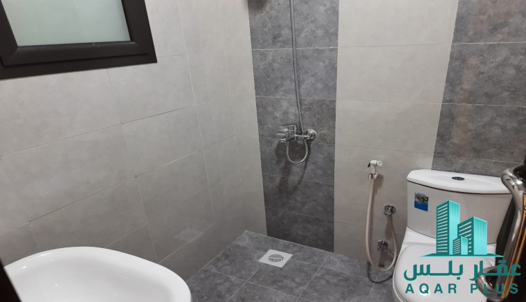 للبيع مبني مابين بلاد القديم 