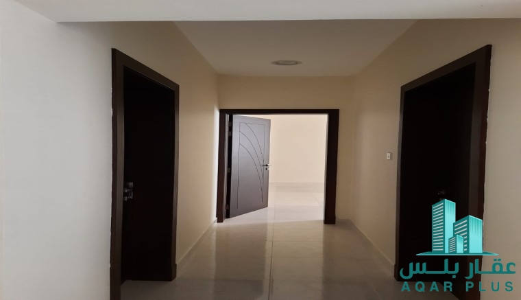 للبيع مبني مابين بلاد القديم 