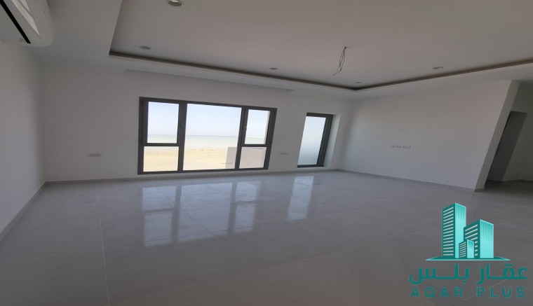 للبيع فيلا جديدة  في جد الحاج 