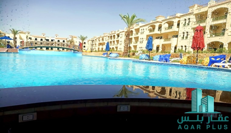 شاليه للبيع ف بالم بيتش بالفرش