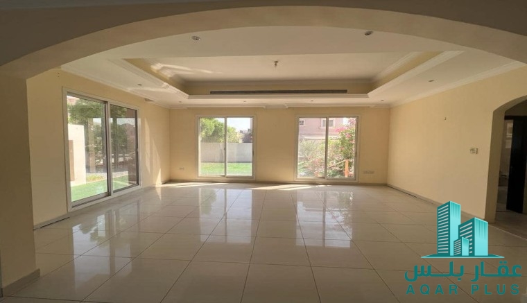 للايجار فيلا في مدينة محمد بن 