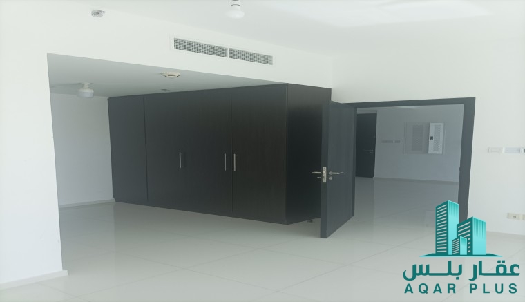 للإيجار شقة في جزيرة الريم