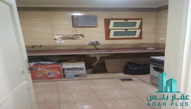 شقة للإيجار التجاري أو السكني
