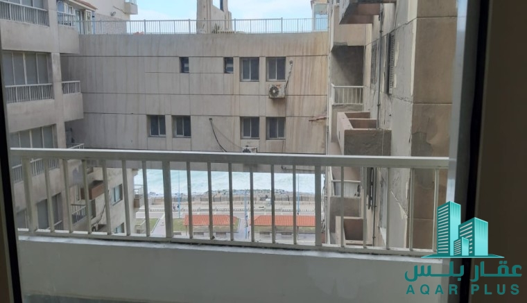 شقه مميزه مساحتها ١٥٥ متر على 