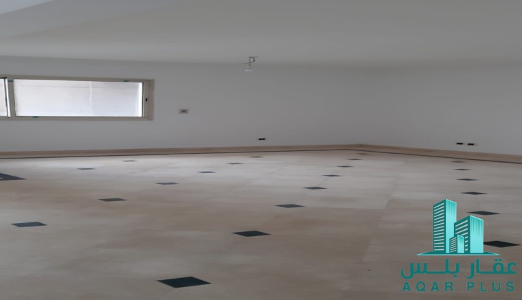 شقه مميزه مساحتها ١٥٥ متر على 