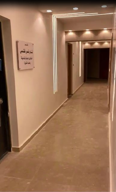 مكتب أو عيادة للايجار مصر الجديده موقع مميز جدا