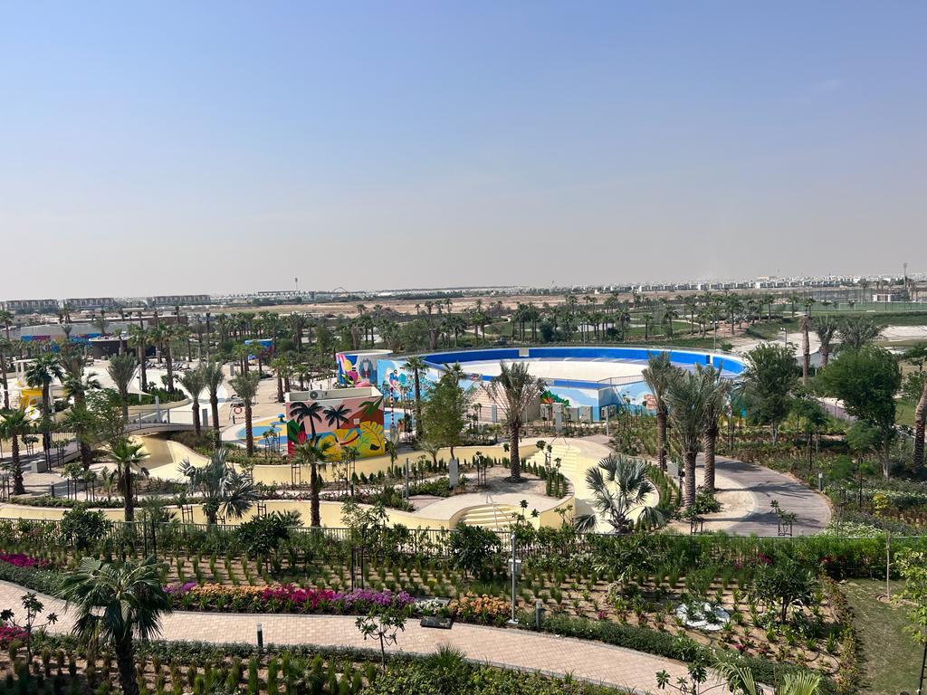 فيلل منطقة القدرة على شارع دبي العين