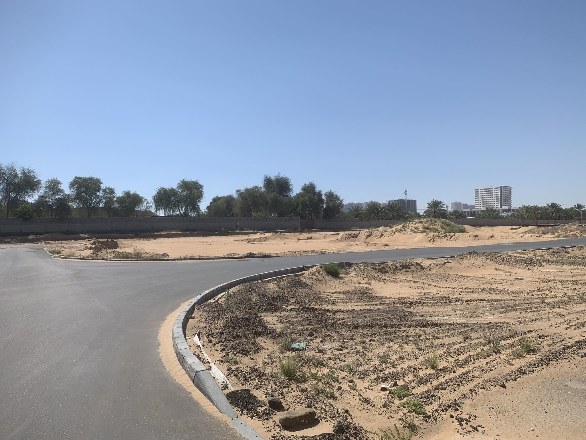 أراضي سكنية بموقع ممتاز بحي الياسمين