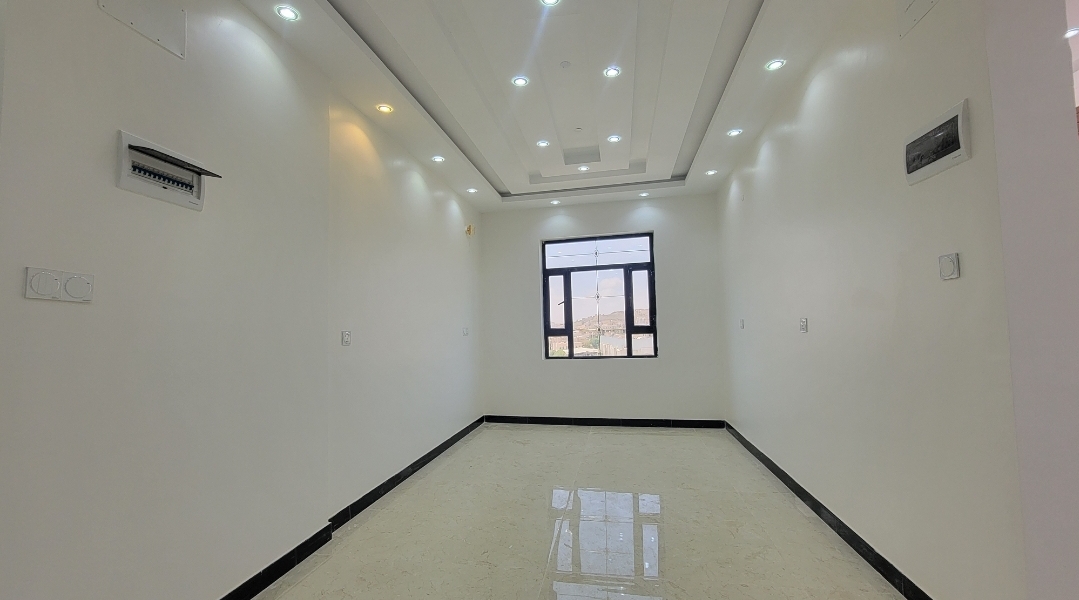 شقة للبيع في صنعاء حده جوار الطيران المدني