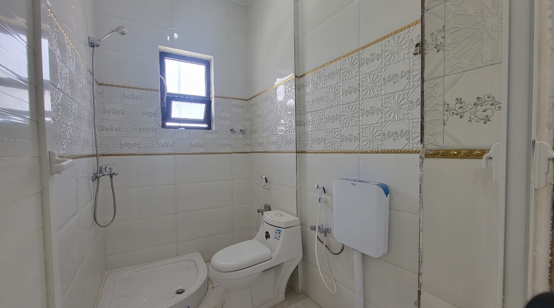 شقة للبيع في صنعاء حده جوار الطيران المدني