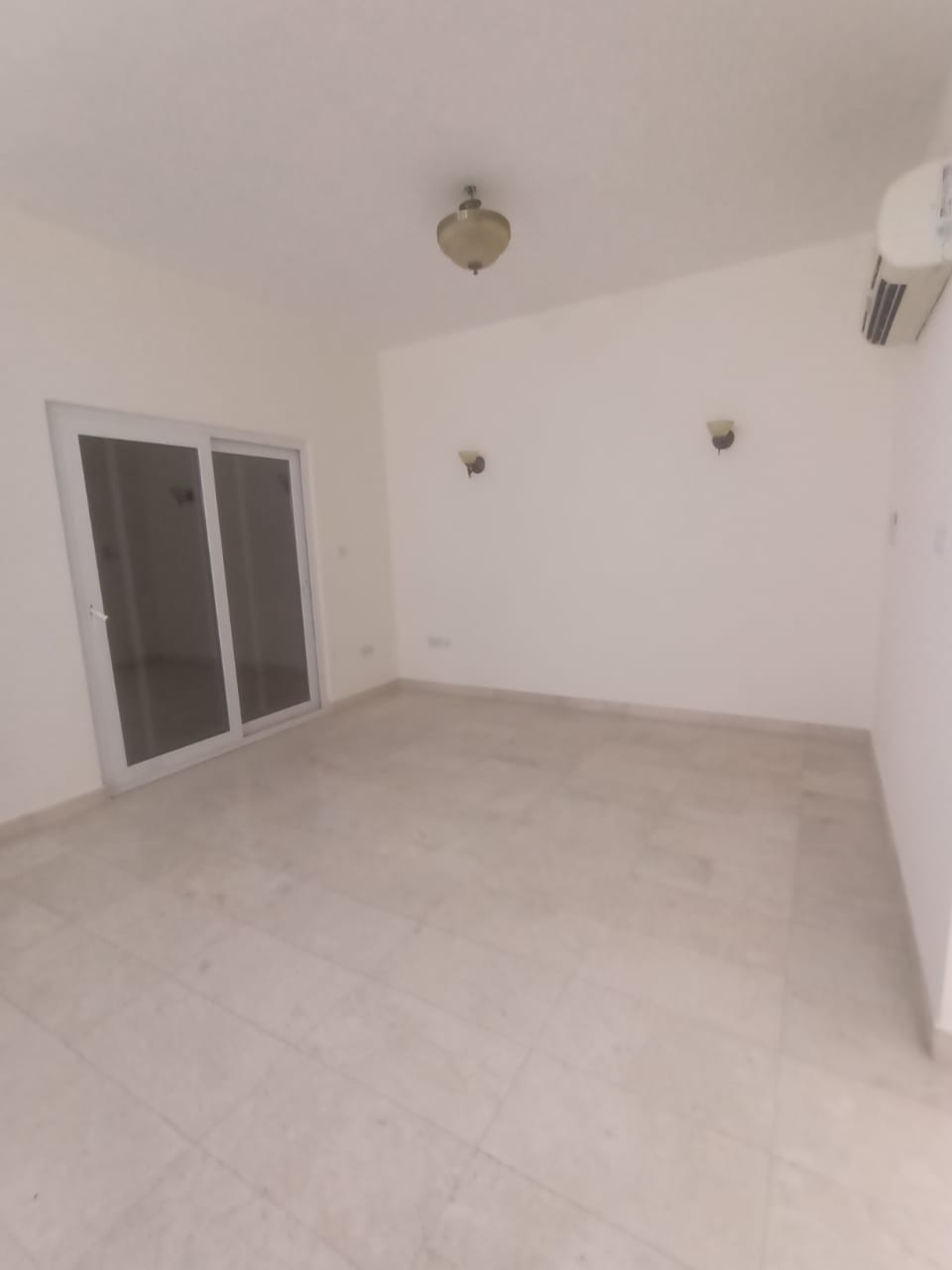 سكن للايجار مسقط الخوير