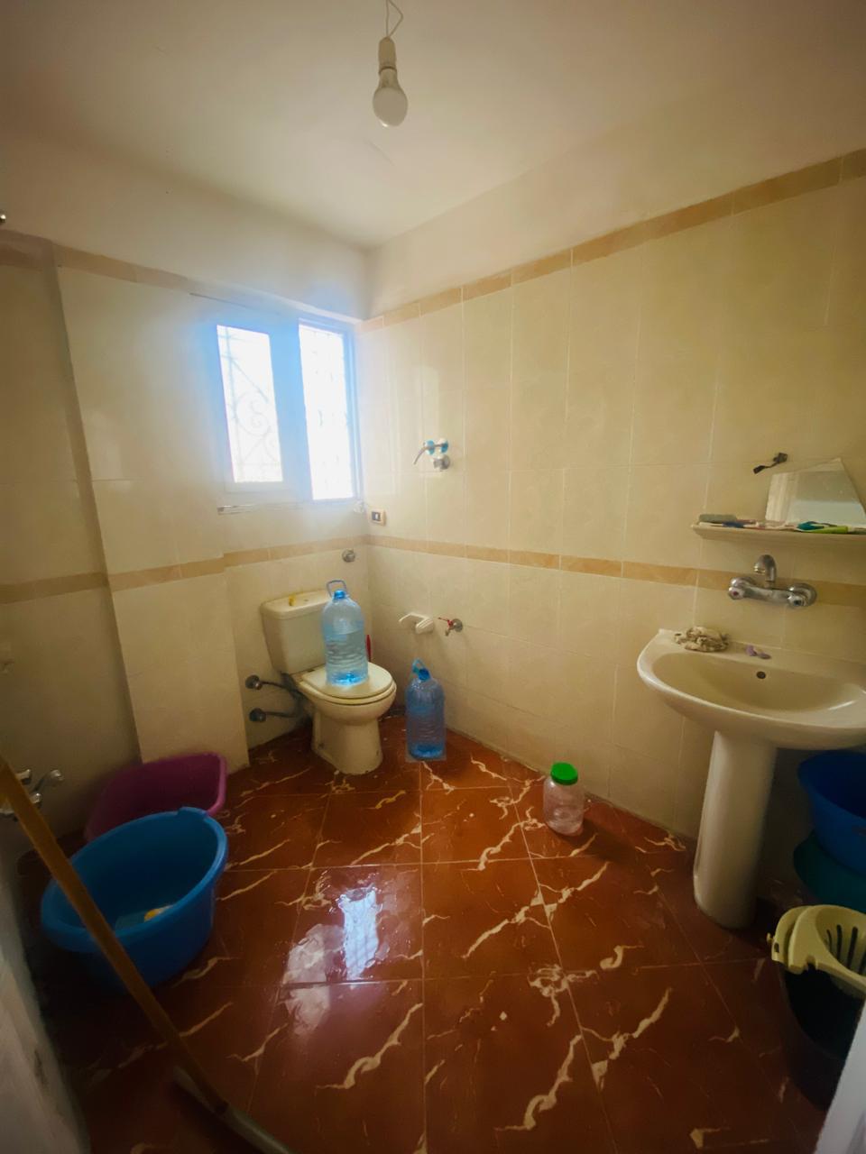 شقة للبيع بدواعى السفر