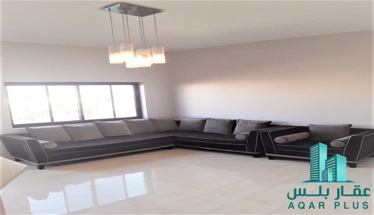 شقة اوشالية للبيع في جزر امواج