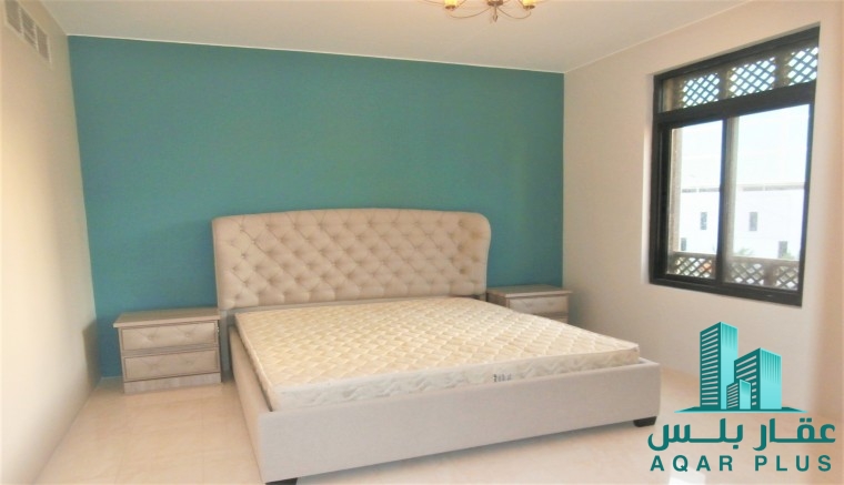 شقة اوشالية للبيع في جزر امواج