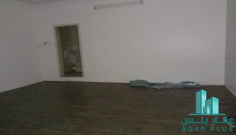 فيلا للإيجار في الرفاع الشرقي