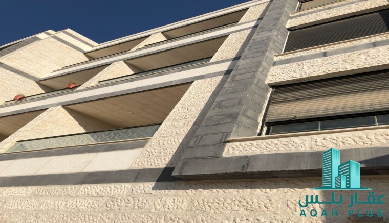 شقة ارضيه جديده لم تسكن للبيع 