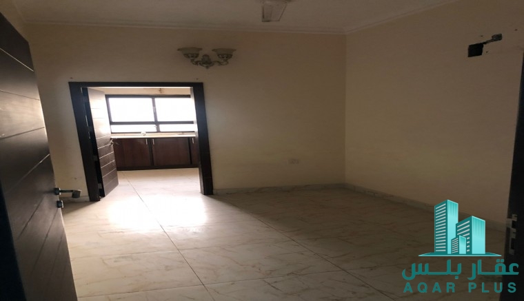 للإيجار شقة في الرفاع الشرقي 