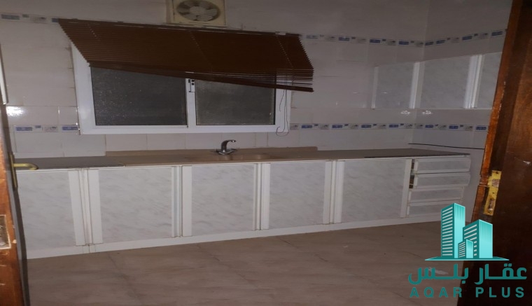 للإيجار مبنى سكني في الرفاع 