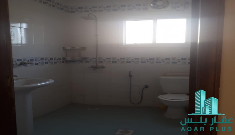 للإيجار مبنى سكني في الرفاع 