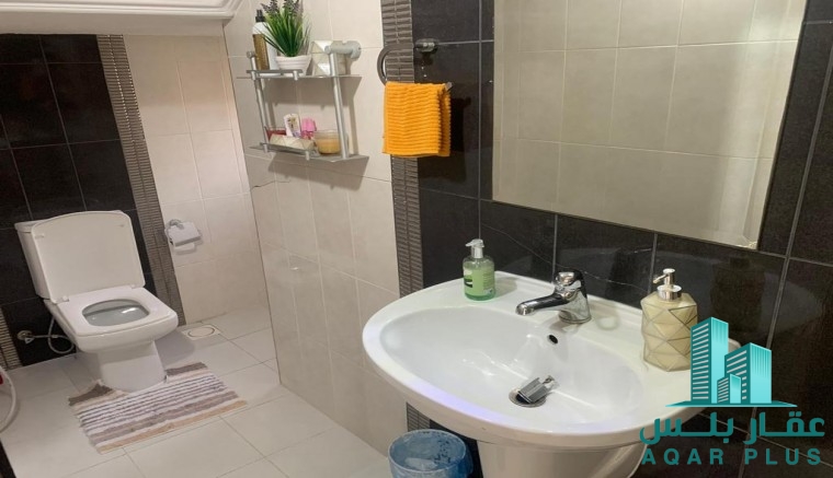 للبيع فيلا راقية في سند 