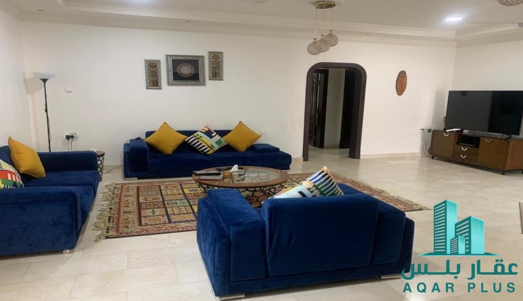 للبيع فيلا راقية في سند 