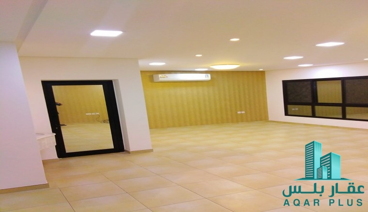 للبيع فيلا راقية في سند