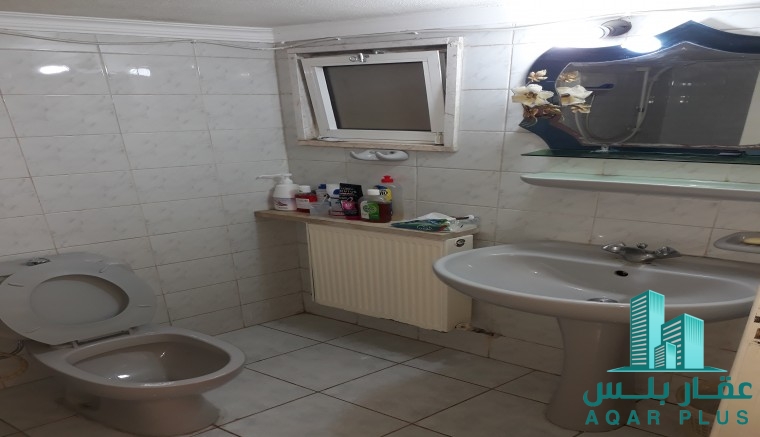 شقة للبيع في الشميساني 