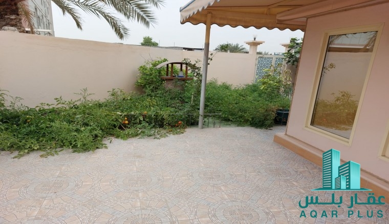 للبيع فيلا راقية في سند